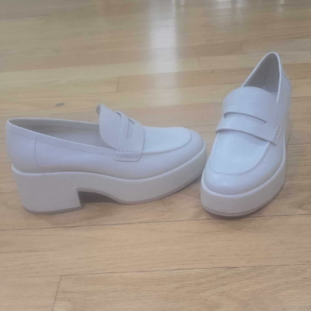 Dolce Vita Cream Platform Loafers 6.5